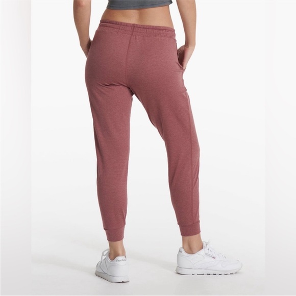 Vuori Women's DreamKnit Performance Joggers, Small, Marsala Heather - Picture 2 of 13